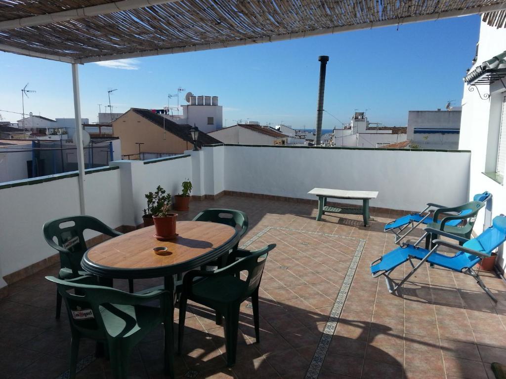 Hostal San Miguel Nerja Bagian luar foto