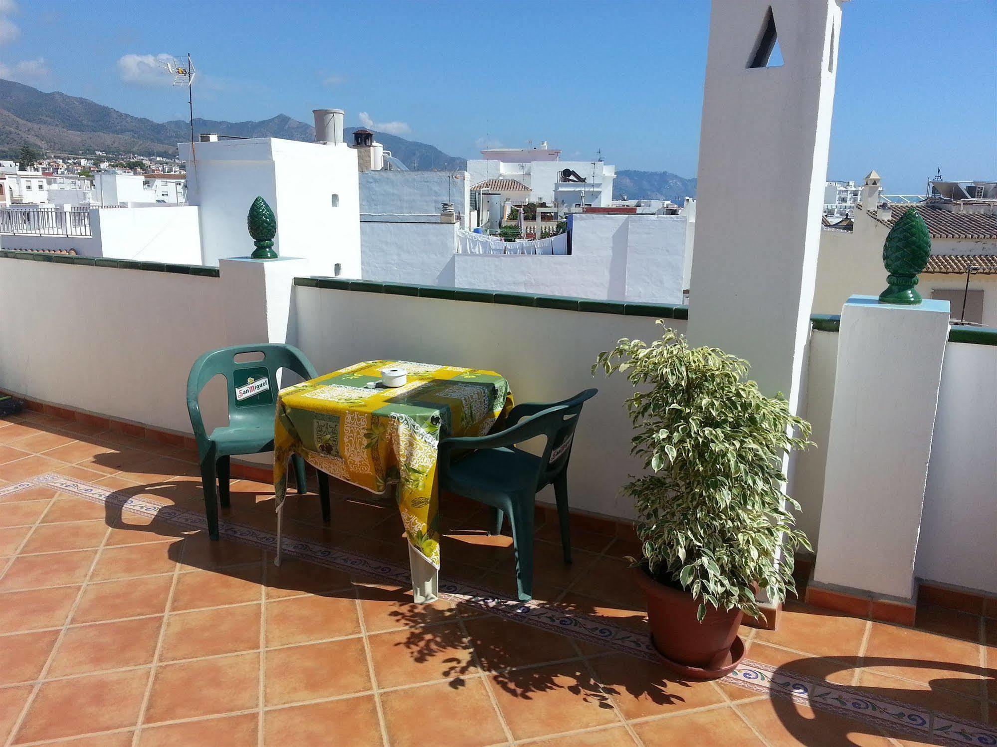 Hostal San Miguel Nerja Bagian luar foto